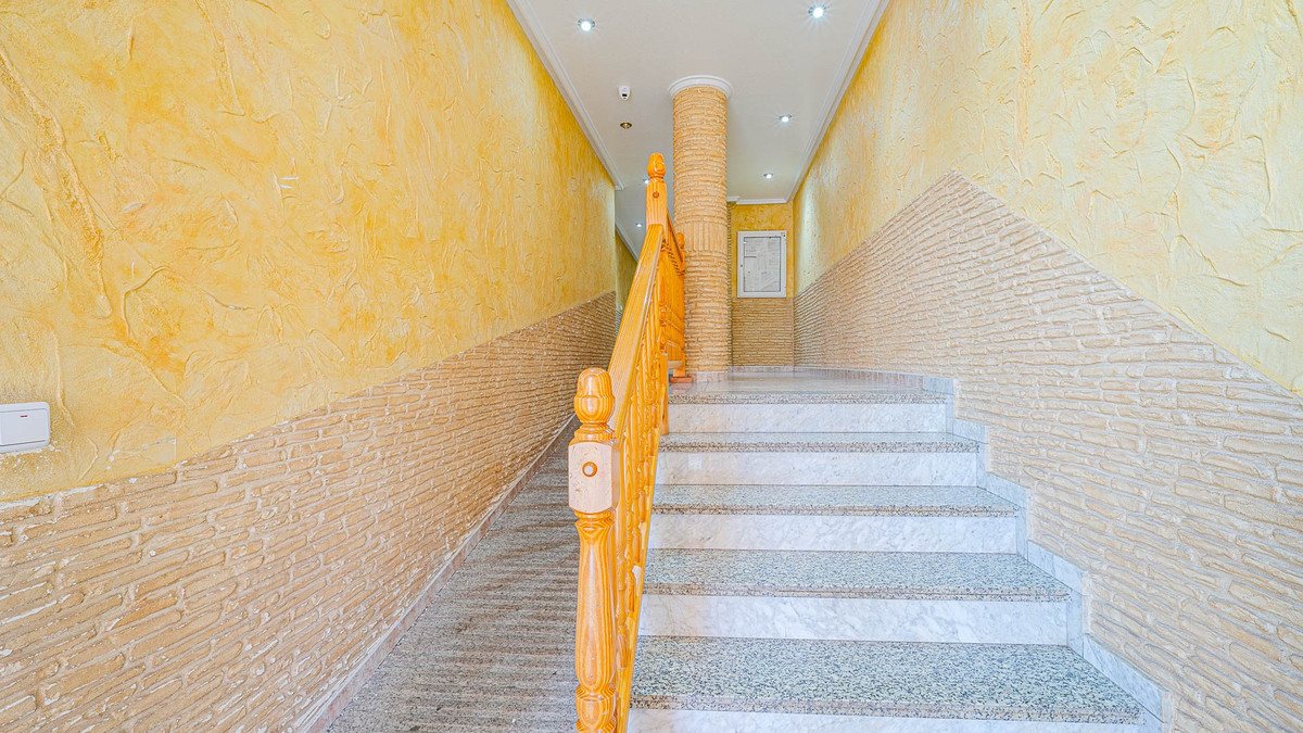 Se vende Apartamento Planta Media de 2 dormitorios en Costa Blanca, Alicante, España