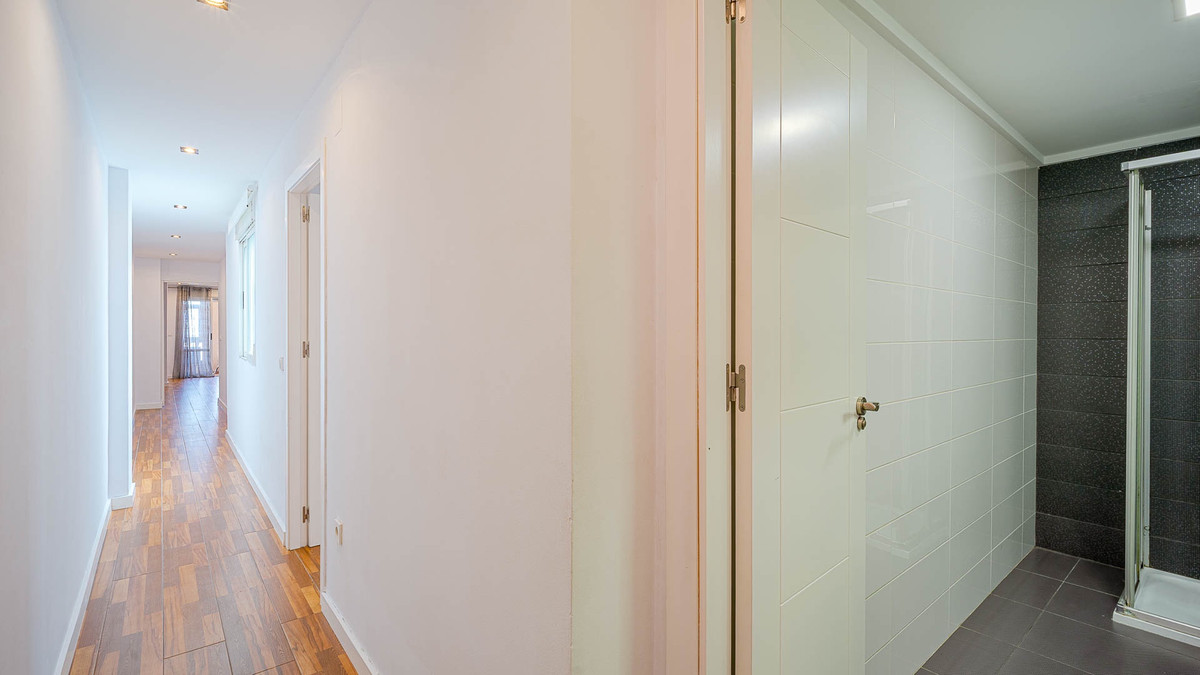 Se vende Apartamento Planta Media de 2 dormitorios en Costa Blanca, Alicante, España