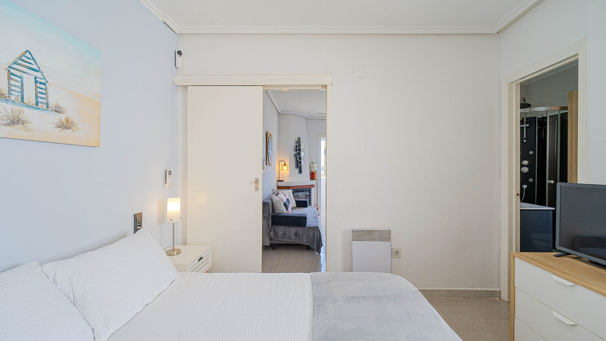 Se vende Apartamento Planta Media de 1 dormitorios en Costa Blanca, Alicante, España
