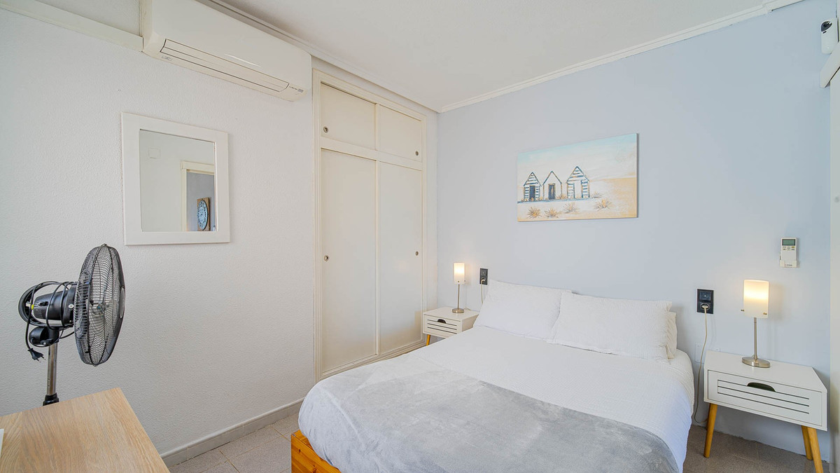 Se vende Apartamento Planta Media de 1 dormitorios en Costa Blanca, Alicante, España