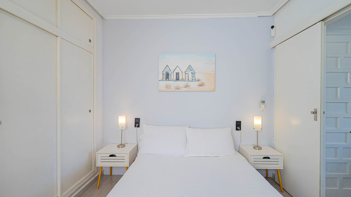 Se vende Apartamento Planta Media de 1 dormitorios en Costa Blanca, Alicante, España