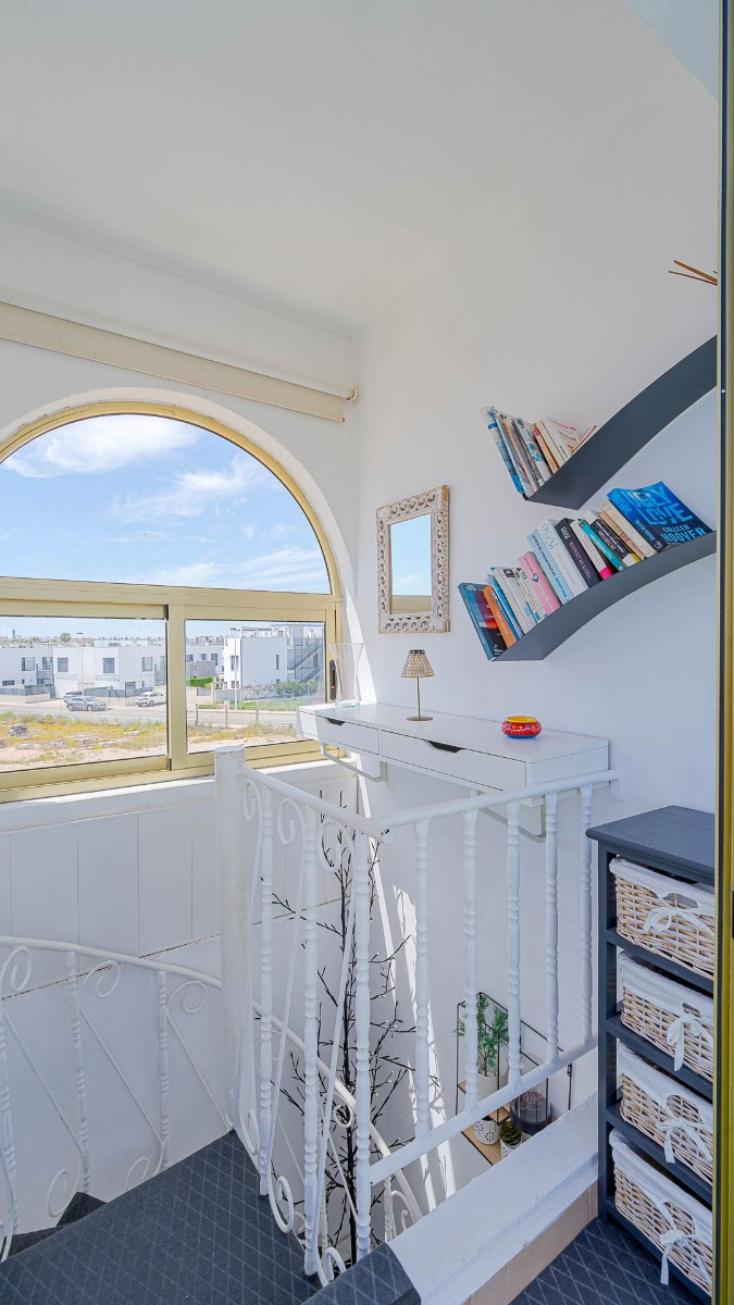 Se vende Apartamento Planta Media de 1 dormitorios en Costa Blanca, Alicante, España
