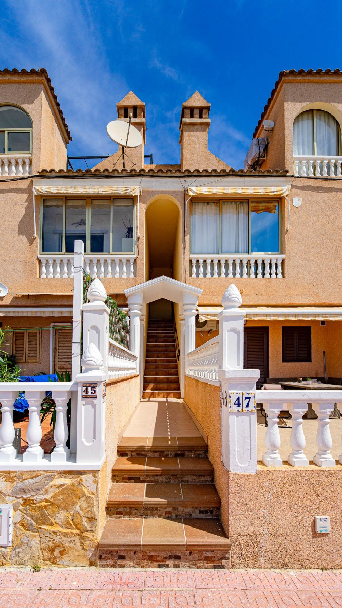 Se vende Apartamento Planta Media de 1 dormitorios en Costa Blanca, Alicante, España