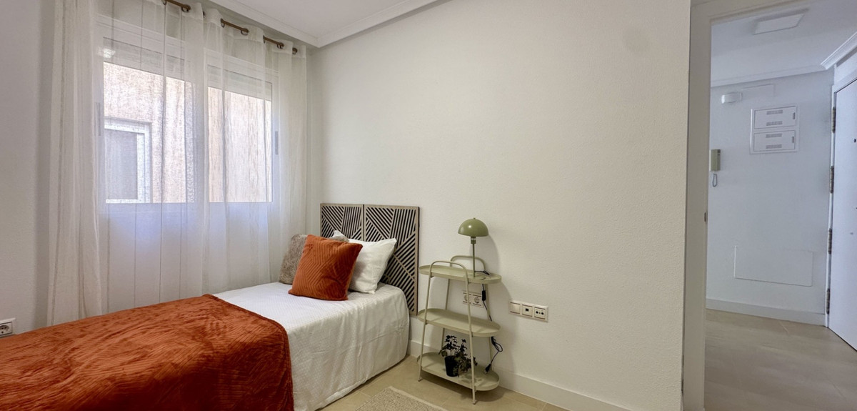 3 Bed Apartment for sale in Torrevieja Costa Blanca, Alicante, Spain