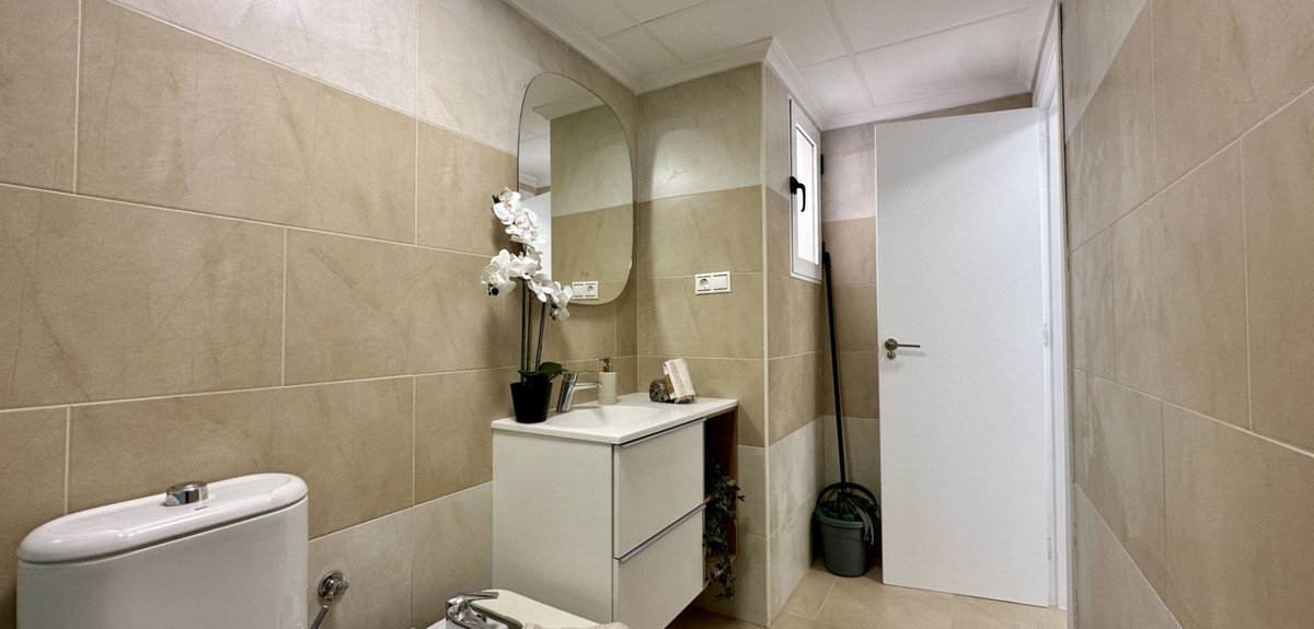 3 Bed Apartment for sale in Torrevieja Costa Blanca, Alicante, Spain
