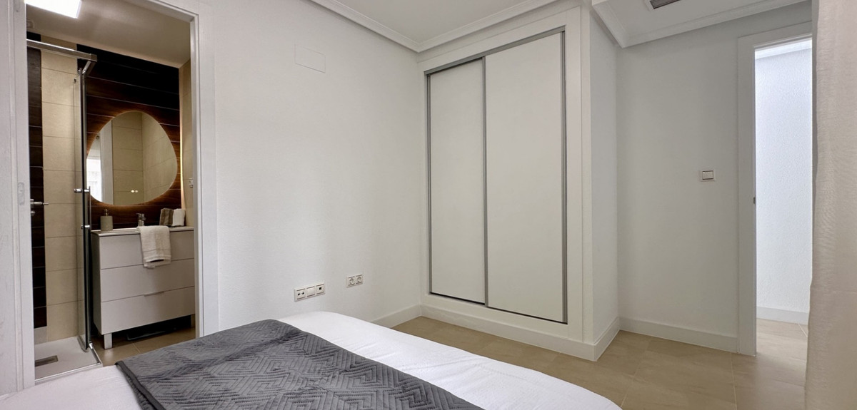 3 Bed Apartment for sale in Torrevieja Costa Blanca, Alicante, Spain