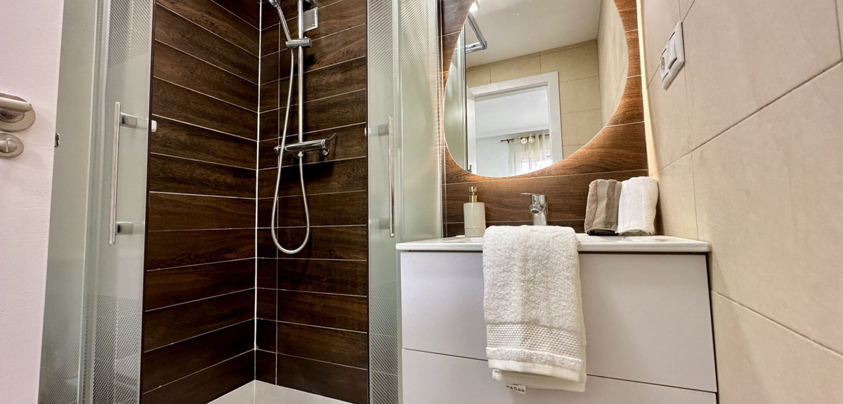 3 Bed Apartment for sale in Torrevieja Costa Blanca, Alicante, Spain