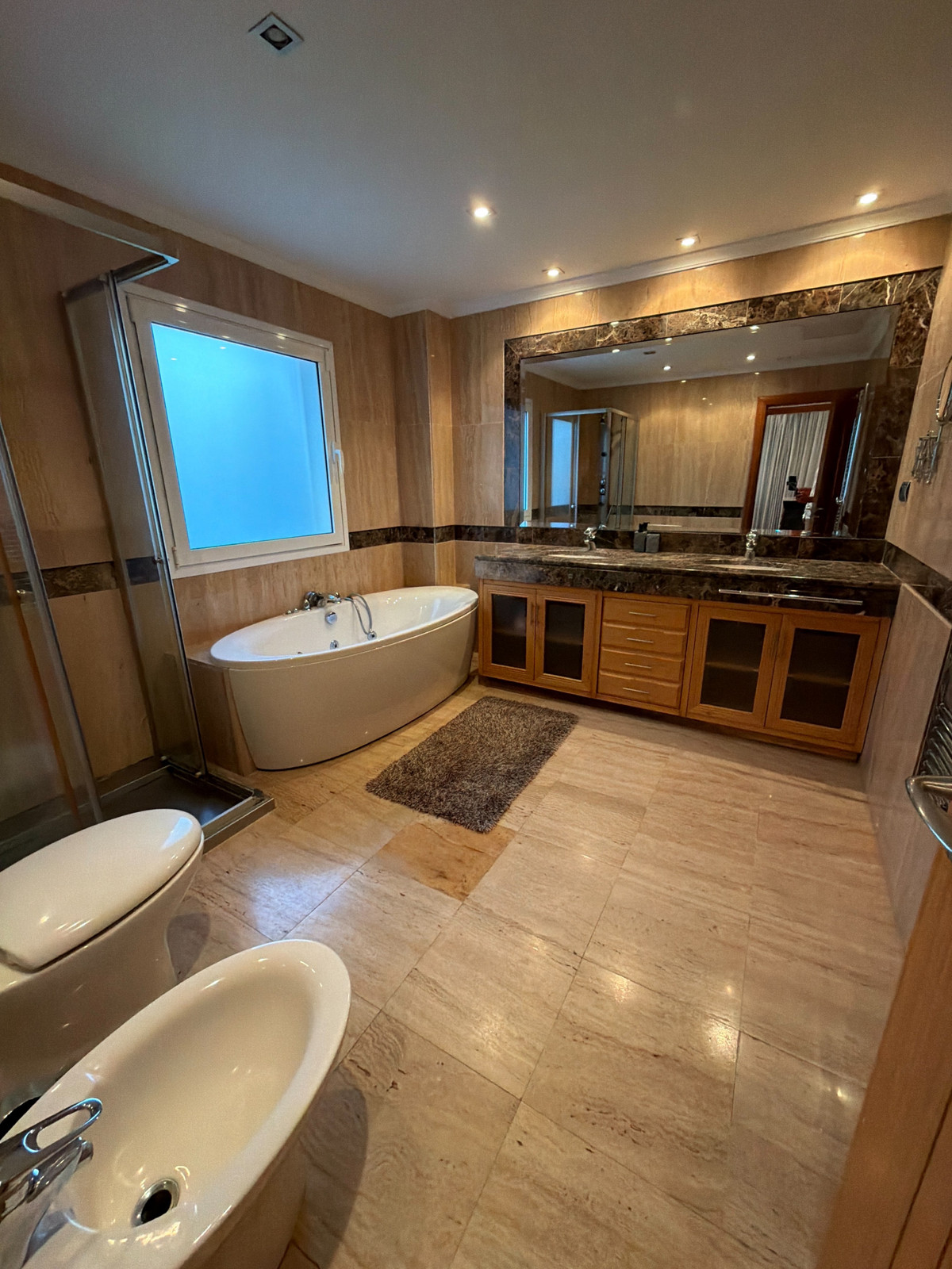 3 Bed Apartment for sale in Puerto Banús Costa Del Sol, Málaga, Spain