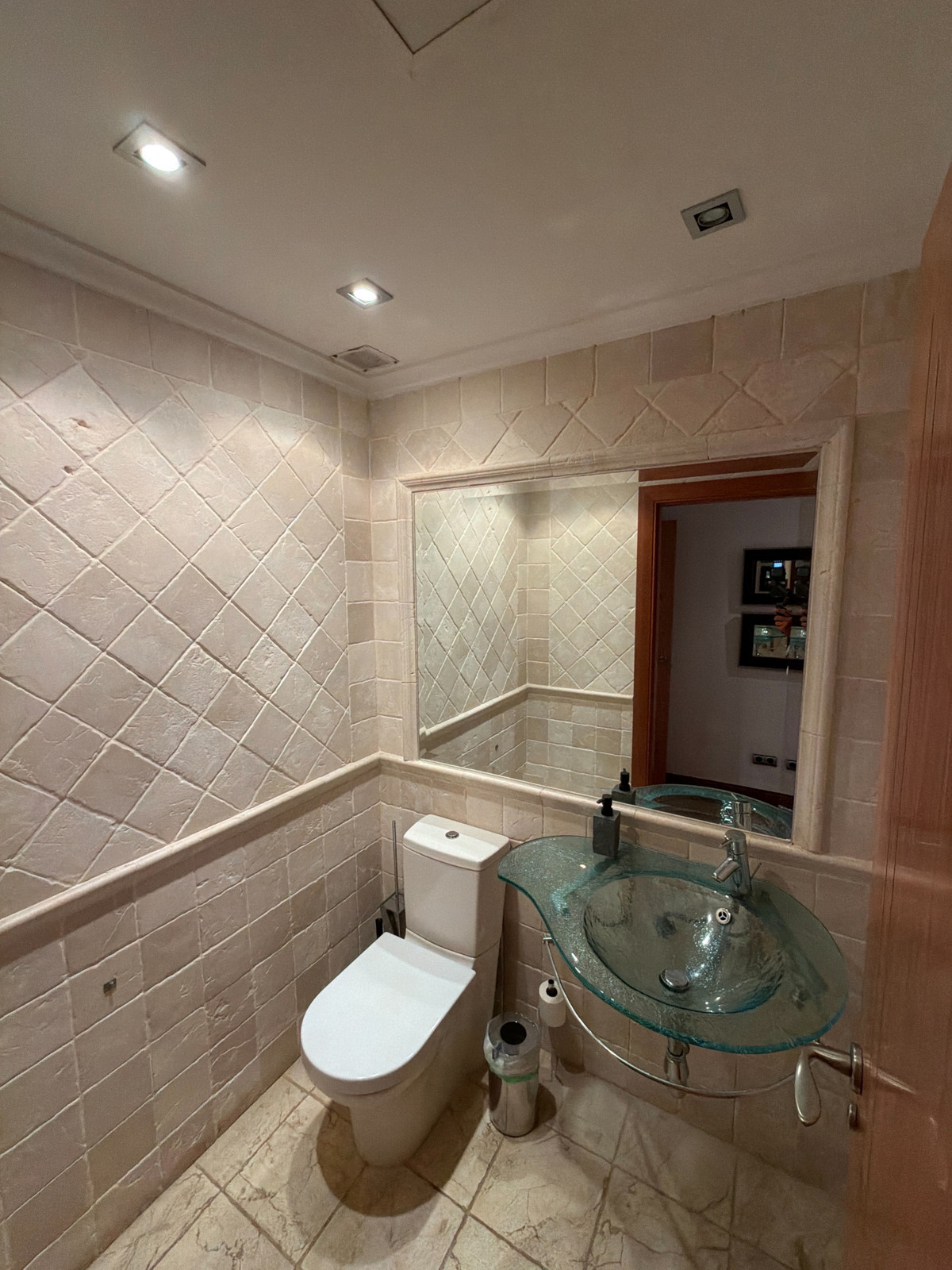 3 Bed Apartment for sale in Puerto Banús Costa Del Sol, Málaga, Spain