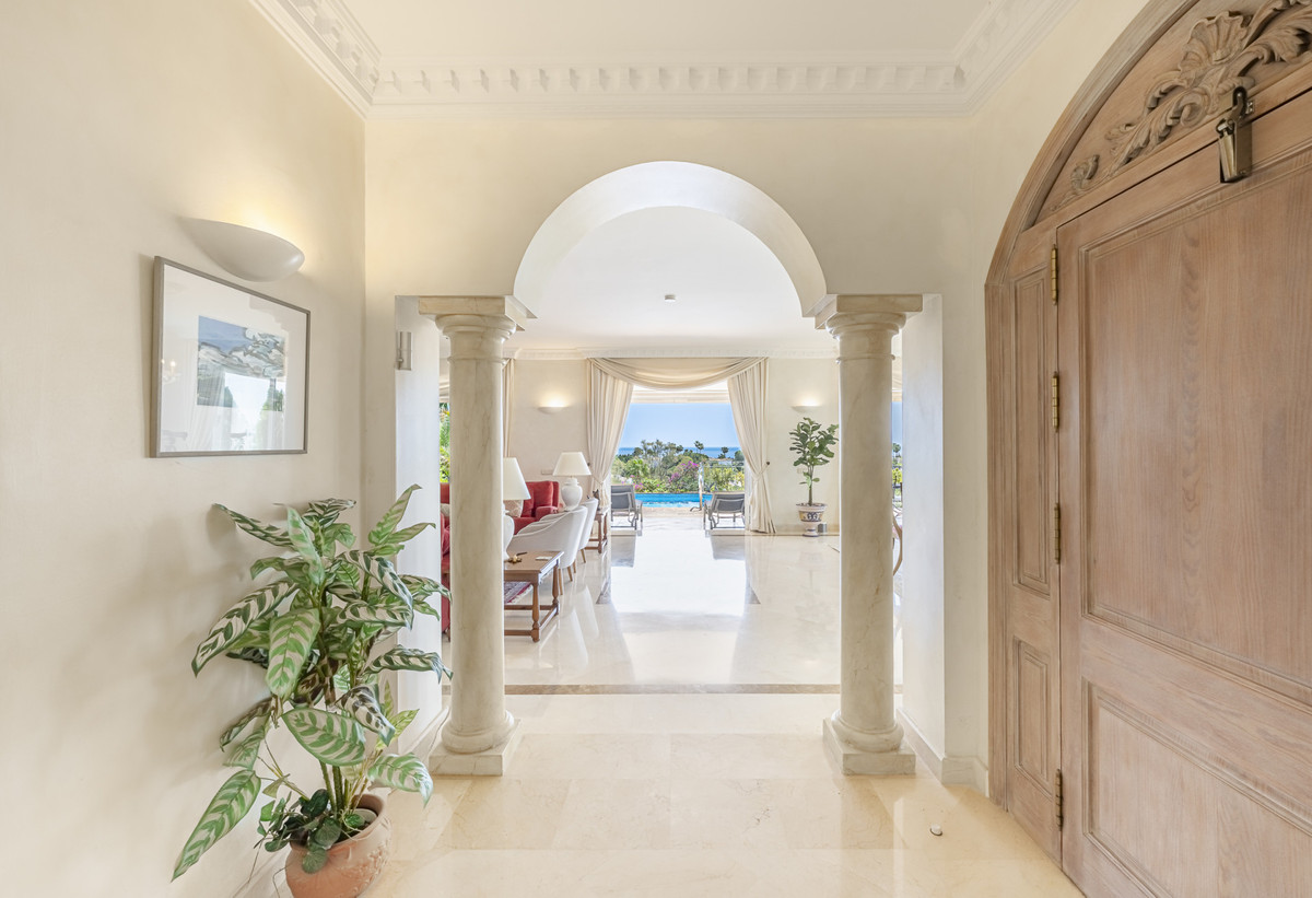 Se vende Villa - Chalet de 6 dormitorios en Costa Del Sol, Málaga, España