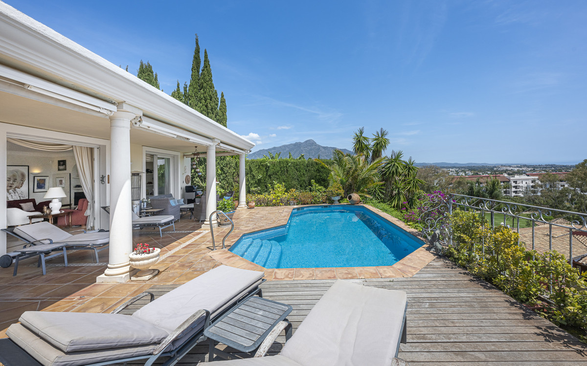 Se vende Villa - Chalet de 6 dormitorios en Costa Del Sol, Málaga, España