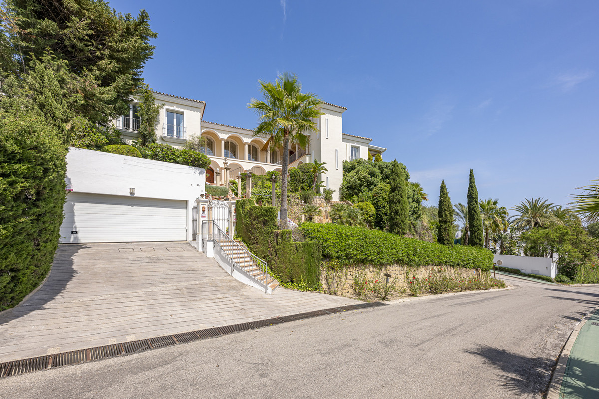 Se vende Villa - Chalet de 6 dormitorios en Costa Del Sol, Málaga, España