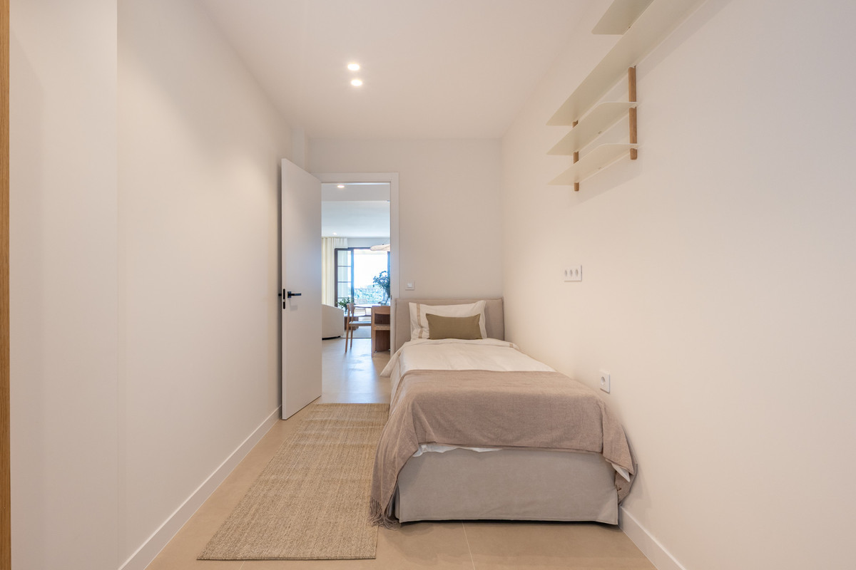 3 Bed Apartment for sale in Los Arqueros Costa Del Sol, Málaga, Spain