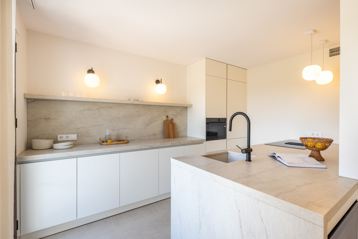 3 Bed Apartment for sale in Los Arqueros Costa Del Sol, Málaga, Spain
