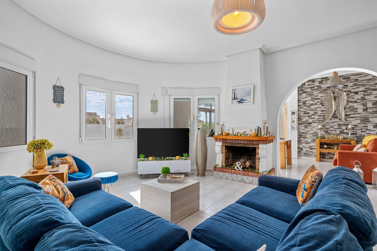 3 Bed Townhouse for sale in Ciudad Quesada Costa Blanca, Alicante, Spain