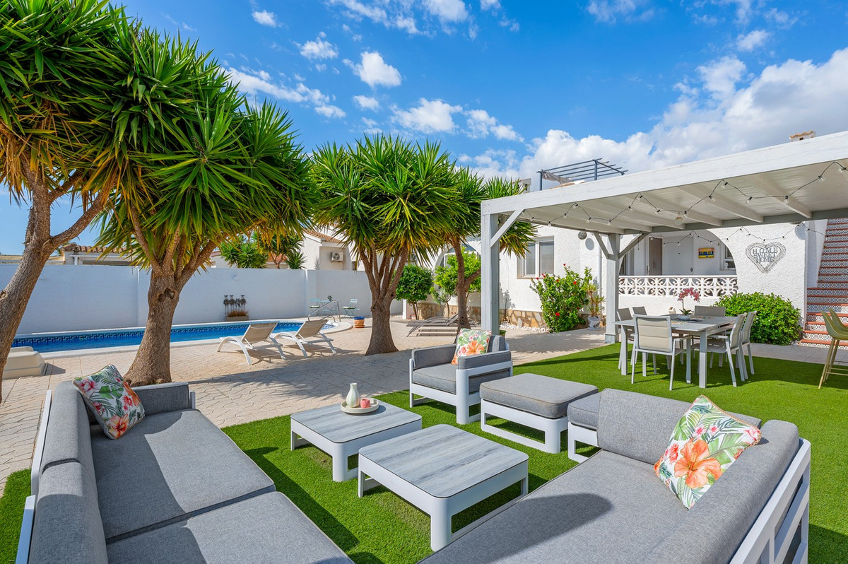 3 Bed Townhouse for sale in Ciudad Quesada Costa Blanca, Alicante, Spain