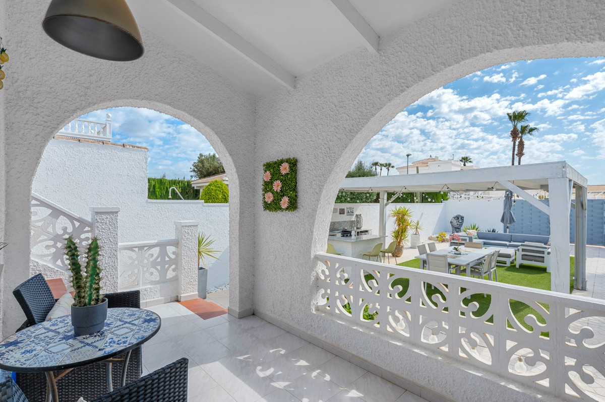 3 Bed Townhouse for sale in Ciudad Quesada Costa Blanca, Alicante, Spain