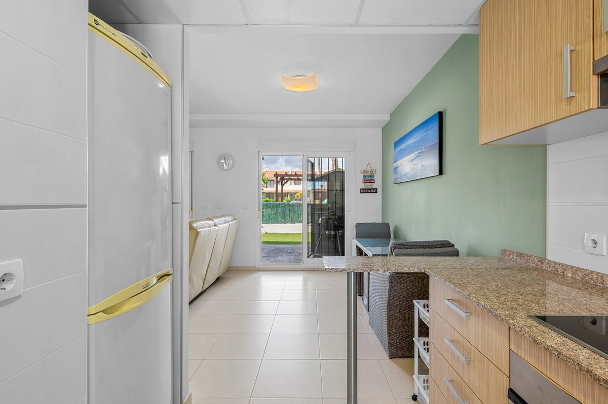 Se vende Adosada de 3 dormitorios en Costa Blanca, Alicante, España