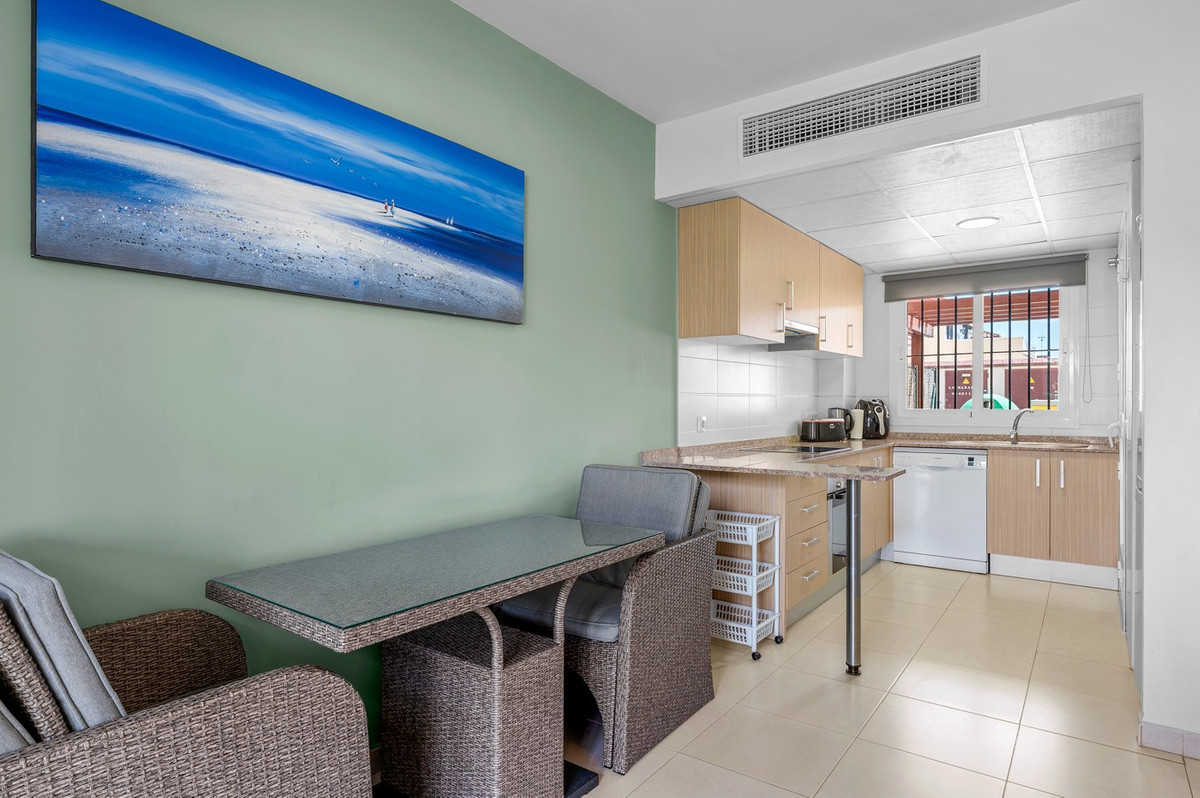 Se vende Adosada de 3 dormitorios en Costa Blanca, Alicante, España