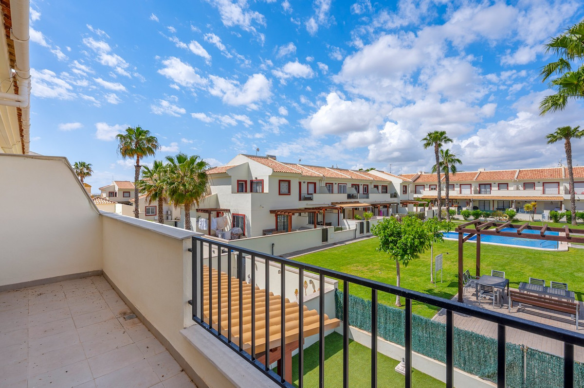 Se vende Adosada de 3 dormitorios en Costa Blanca, Alicante, España