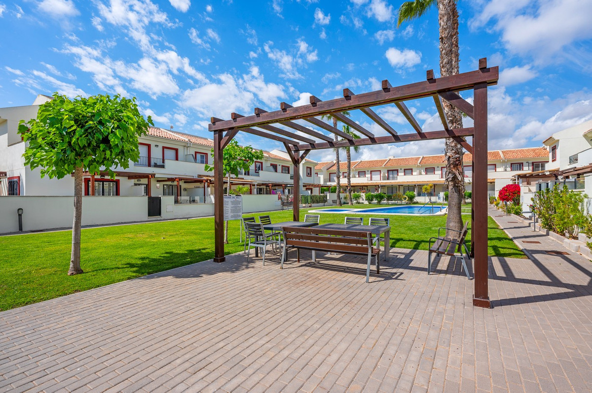 Se vende Adosada de 3 dormitorios en Costa Blanca, Alicante, España