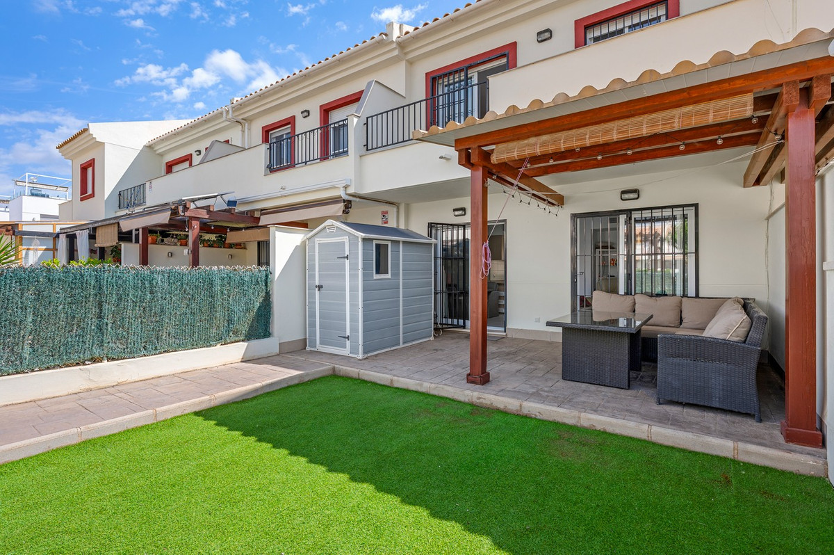 Se vende Adosada de 3 dormitorios en Costa Blanca, Alicante, España