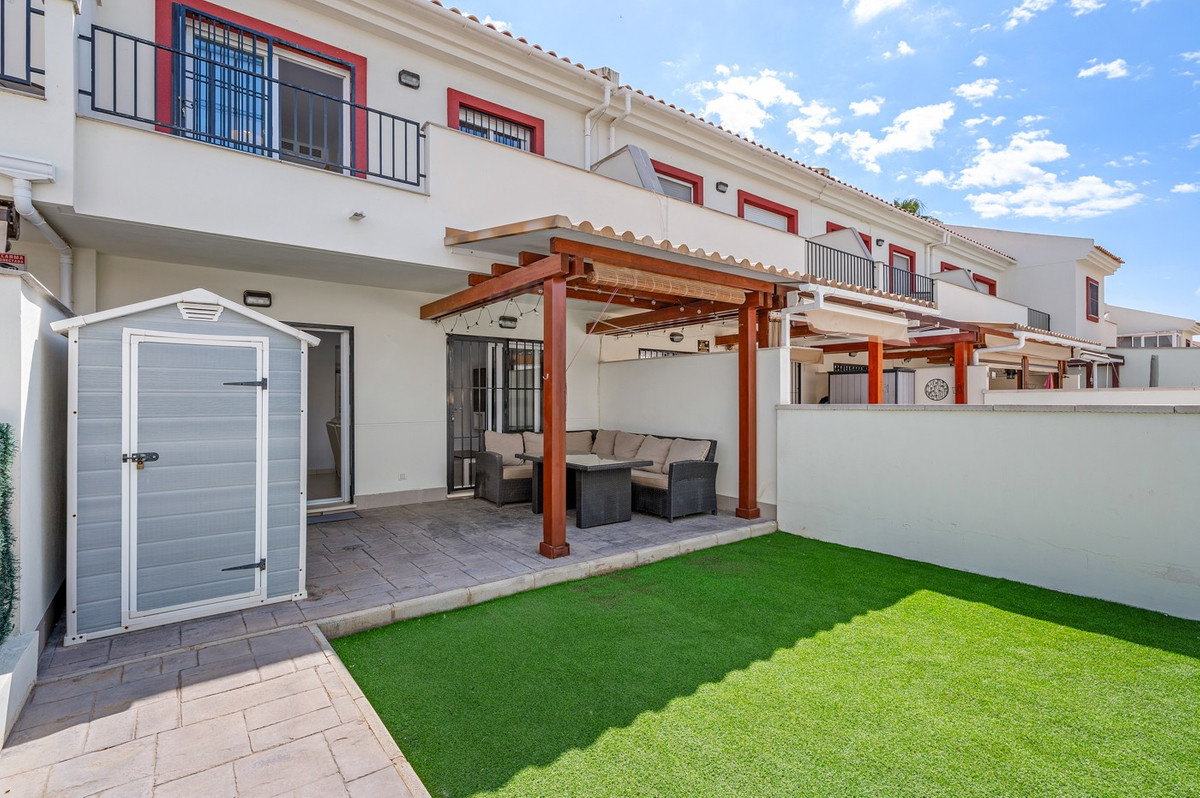 Se vende Adosada de 3 dormitorios en Costa Blanca, Alicante, España