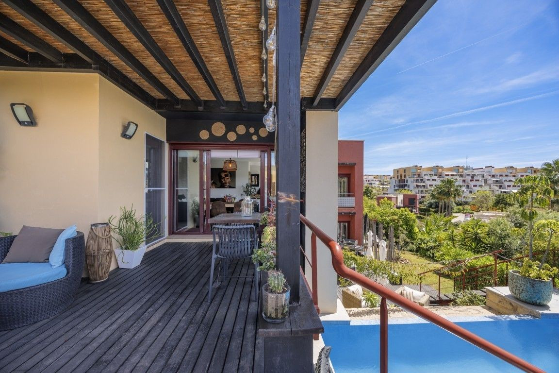 Se vende Villa - Chalet de 3 dormitorios en Costa Del Sol, Málaga, España