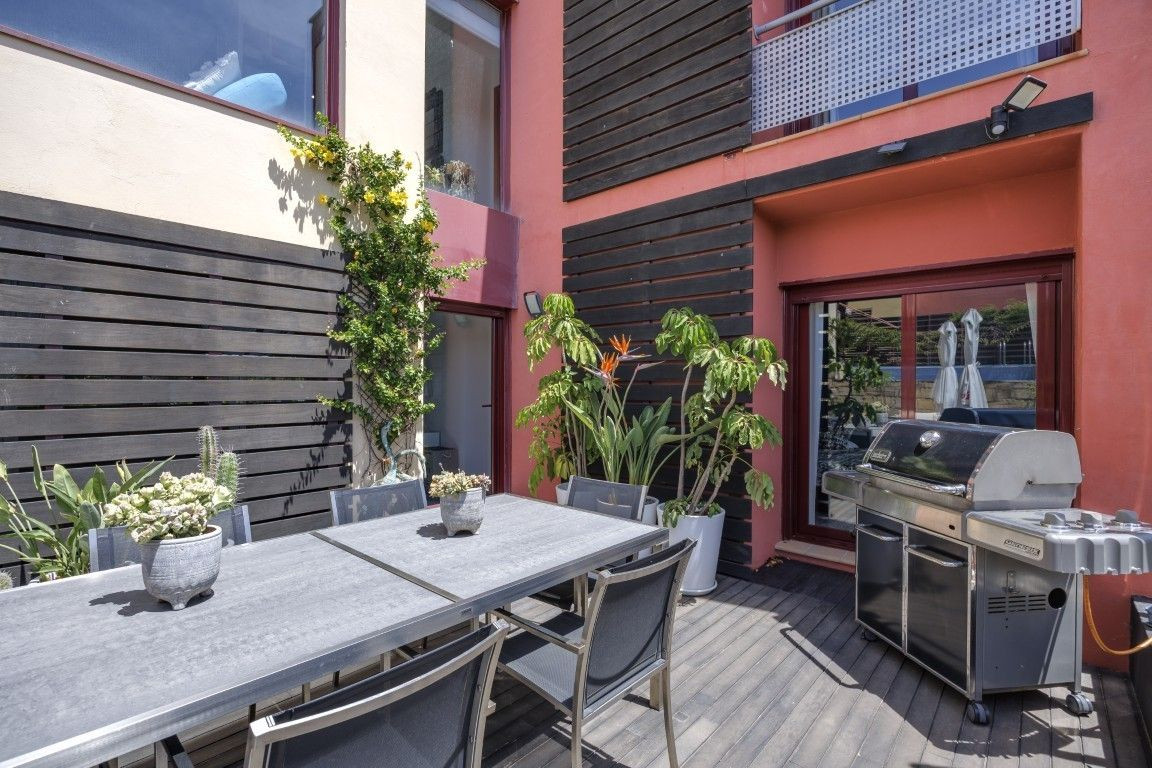Se vende Villa - Chalet de 3 dormitorios en Costa Del Sol, Málaga, España