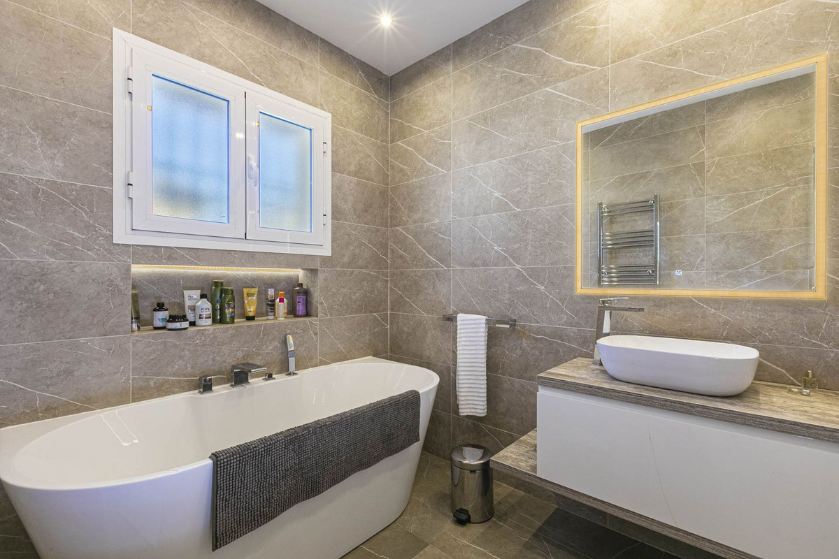 Plots for sale in Estepona Costa Del Sol, Málaga, Spain