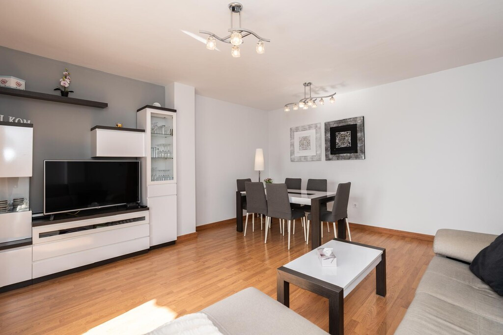 Se vende Apartamento Planta Media de 2 dormitorios en Costa Del Sol, Málaga, España