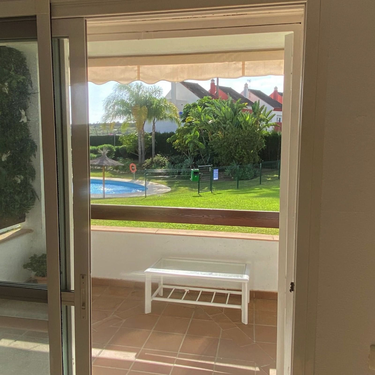 2 Bed Townhouse for sale in Estepona Costa Del Sol, Málaga, Spain