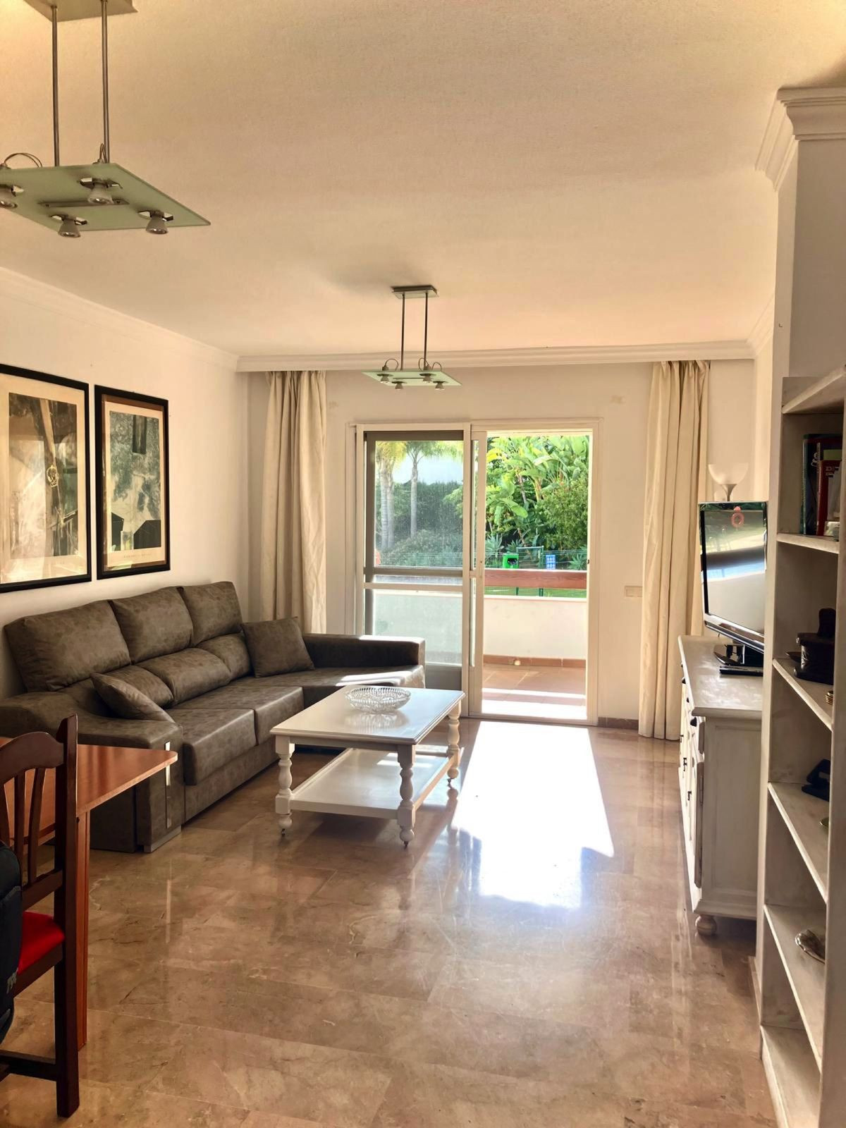 2 Bed Townhouse for sale in Estepona Costa Del Sol, Málaga, Spain