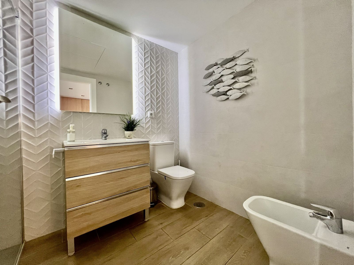 1 Bed Apartment for sale in Benalmadena Costa Del Sol, Málaga, Spain
