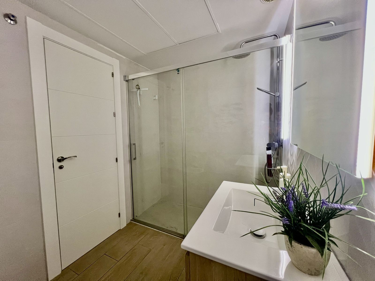 1 Bed Apartment for sale in Benalmadena Costa Del Sol, Málaga, Spain
