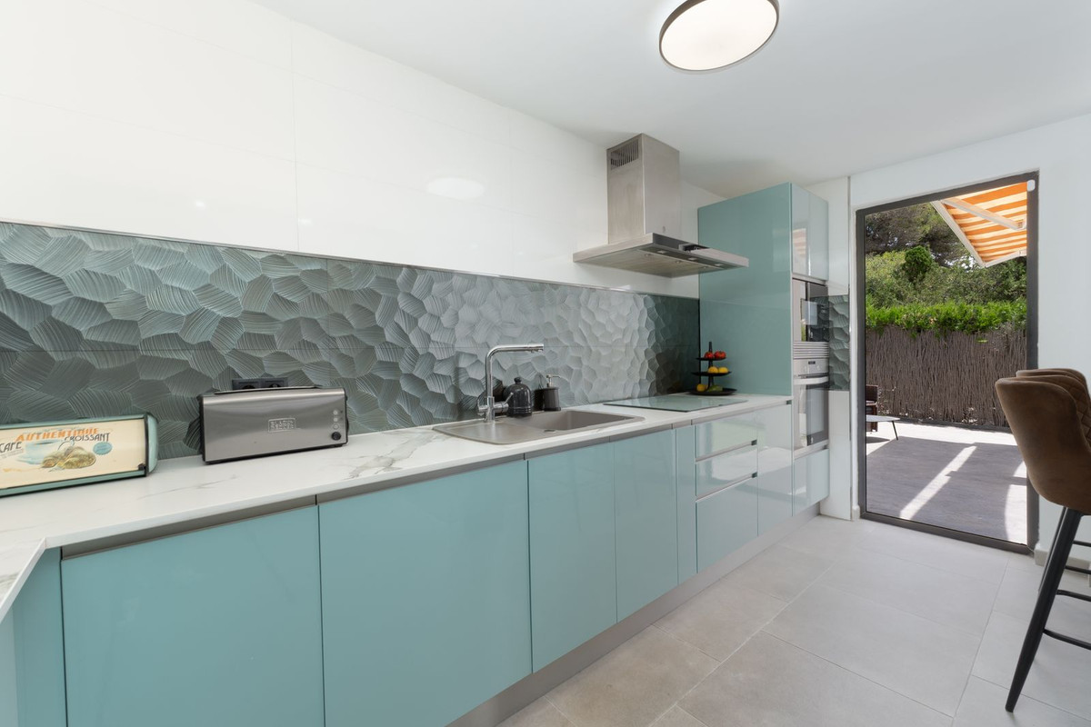 3 Bed Townhouse for sale in Benalmadena Costa Del Sol, Málaga, Spain