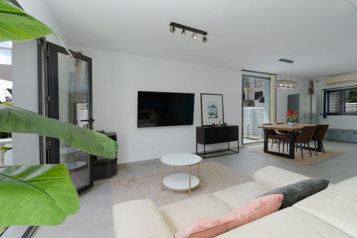 3 Bed Townhouse for sale in Benalmadena Costa Del Sol, Málaga, Spain