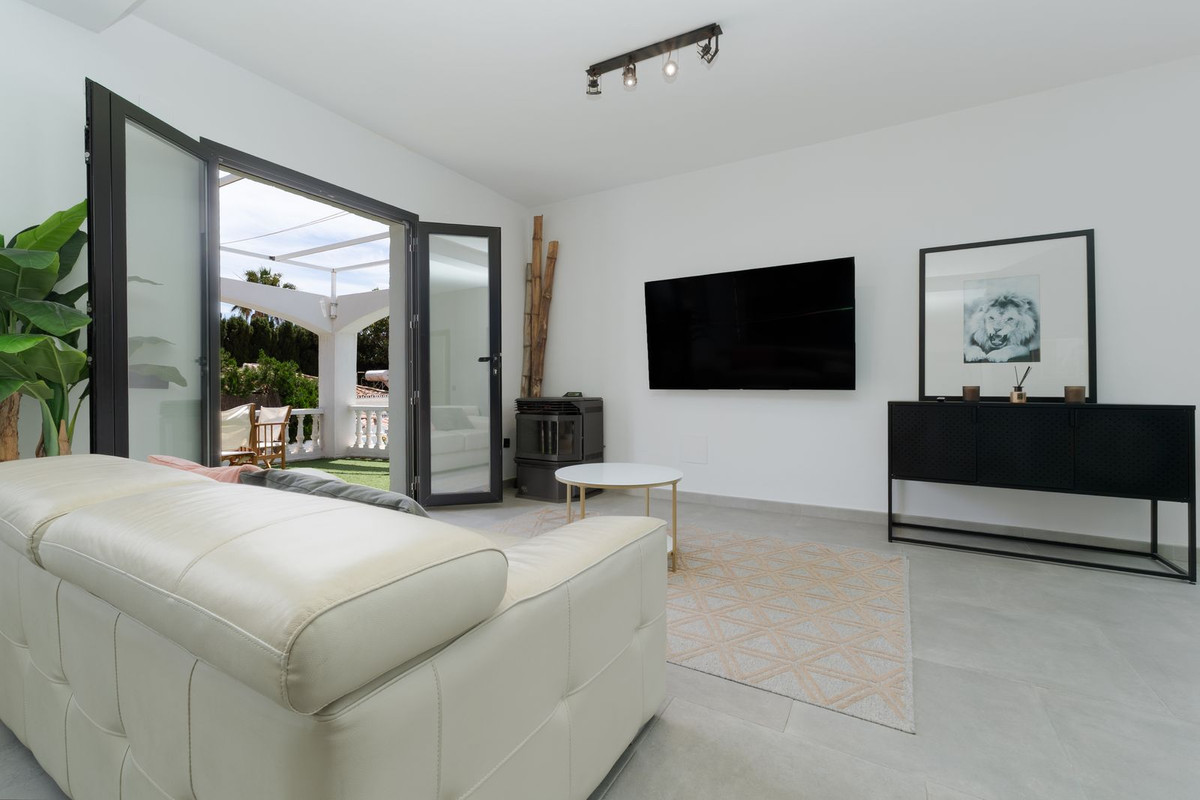 3 Bed Townhouse for sale in Benalmadena Costa Del Sol, Málaga, Spain
