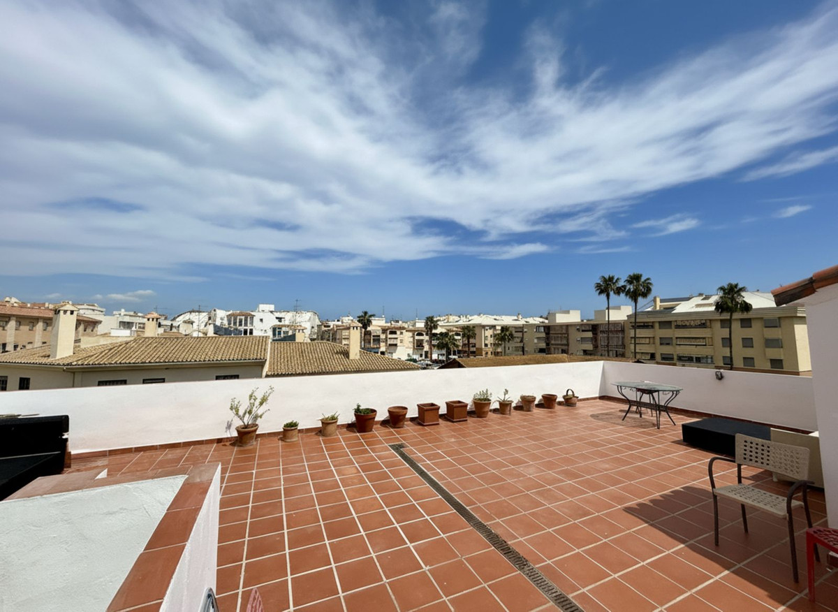 2 Bed Townhouse for sale in San Pedro De Alcántara Costa Del Sol, Málaga, Spain