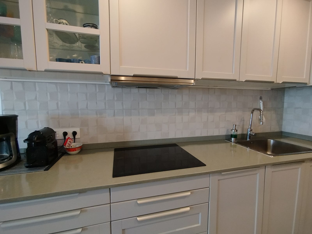 2 Bed Apartment for sale in Calahonda Costa Del Sol, Málaga, Spain