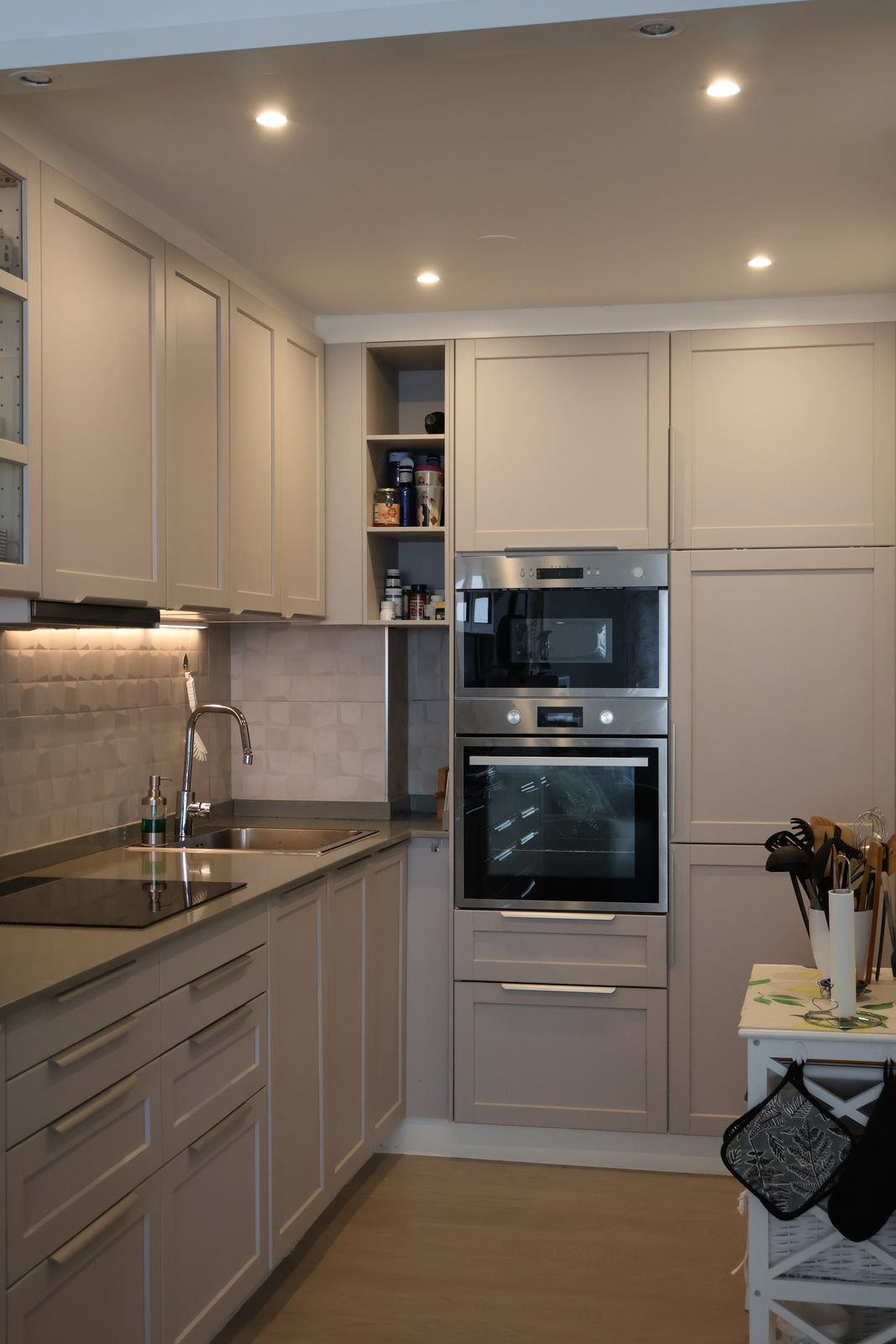 2 Bed Apartment for sale in Calahonda Costa Del Sol, Málaga, Spain