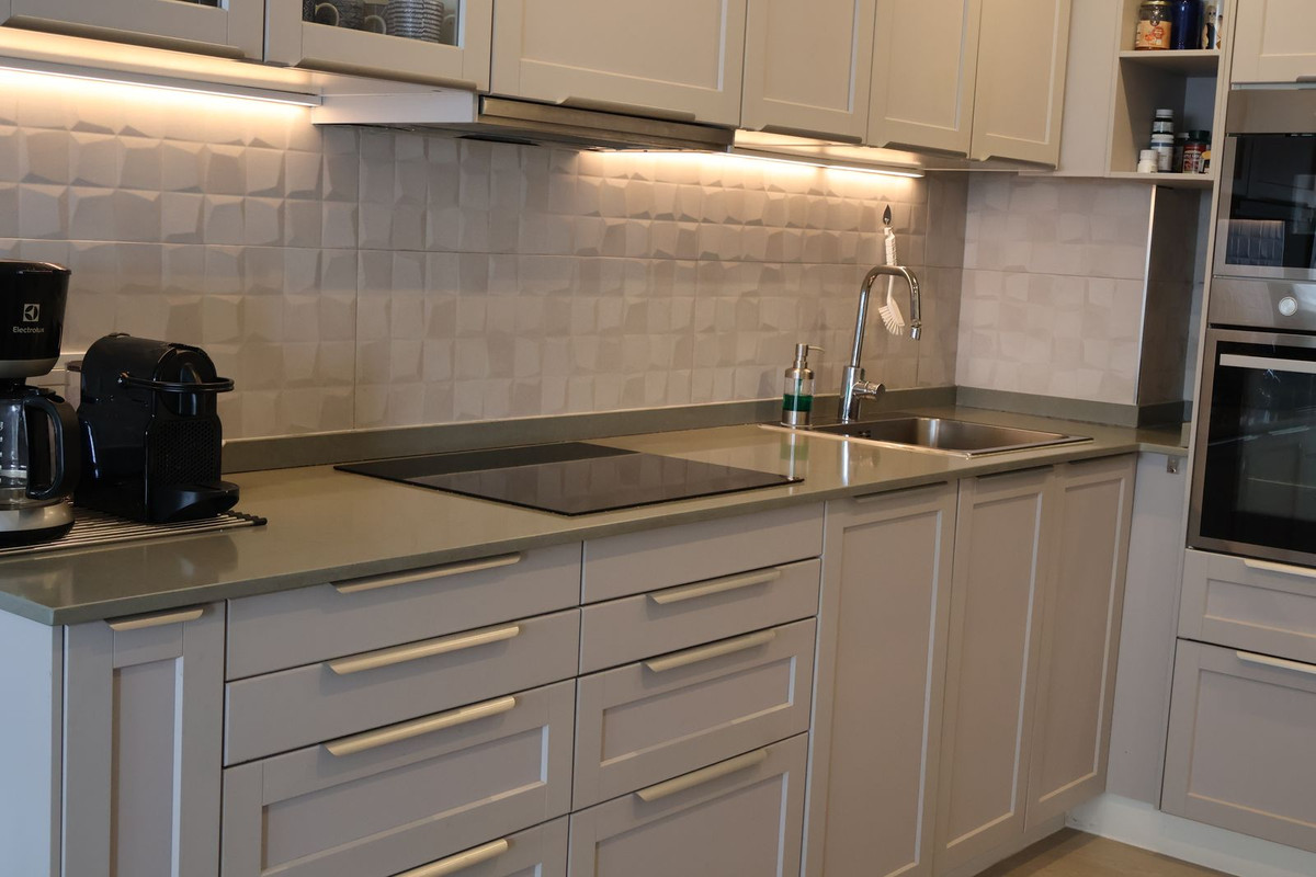 2 Bed Apartment for sale in Calahonda Costa Del Sol, Málaga, Spain
