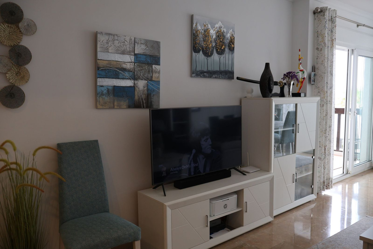 2 Bed Apartment for sale in Calahonda Costa Del Sol, Málaga, Spain