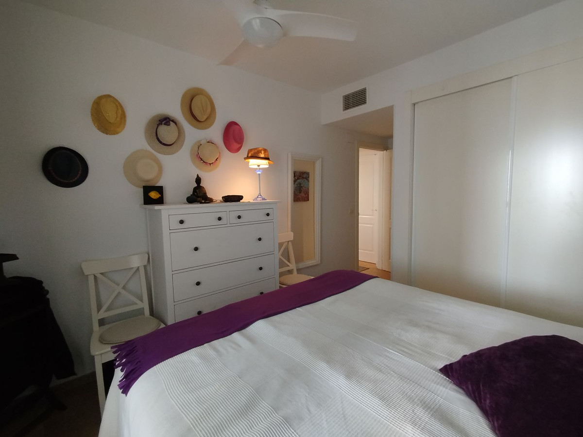 2 Bed Apartment for sale in Calahonda Costa Del Sol, Málaga, Spain