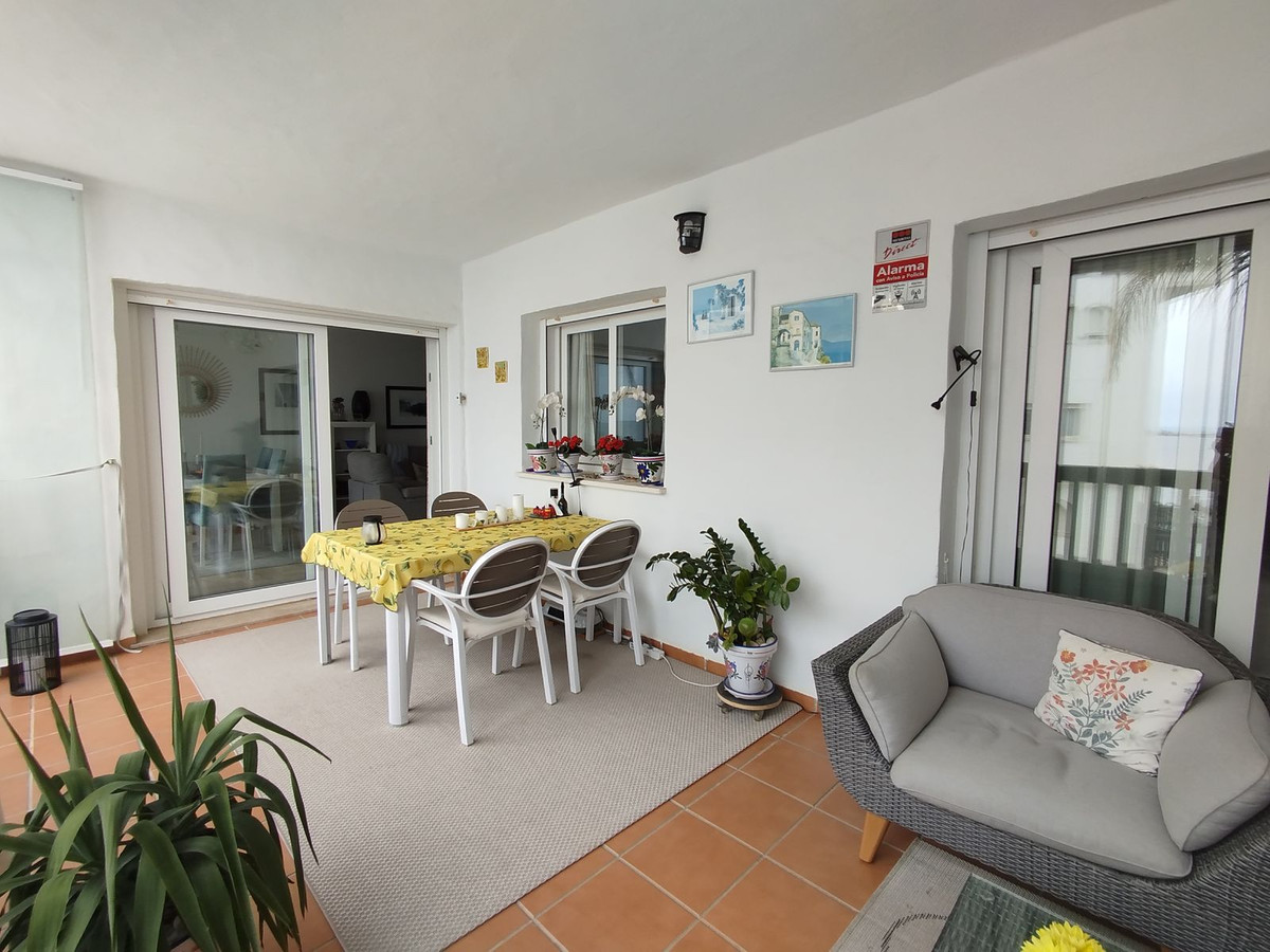 2 Bed Apartment for sale in Calahonda Costa Del Sol, Málaga, Spain