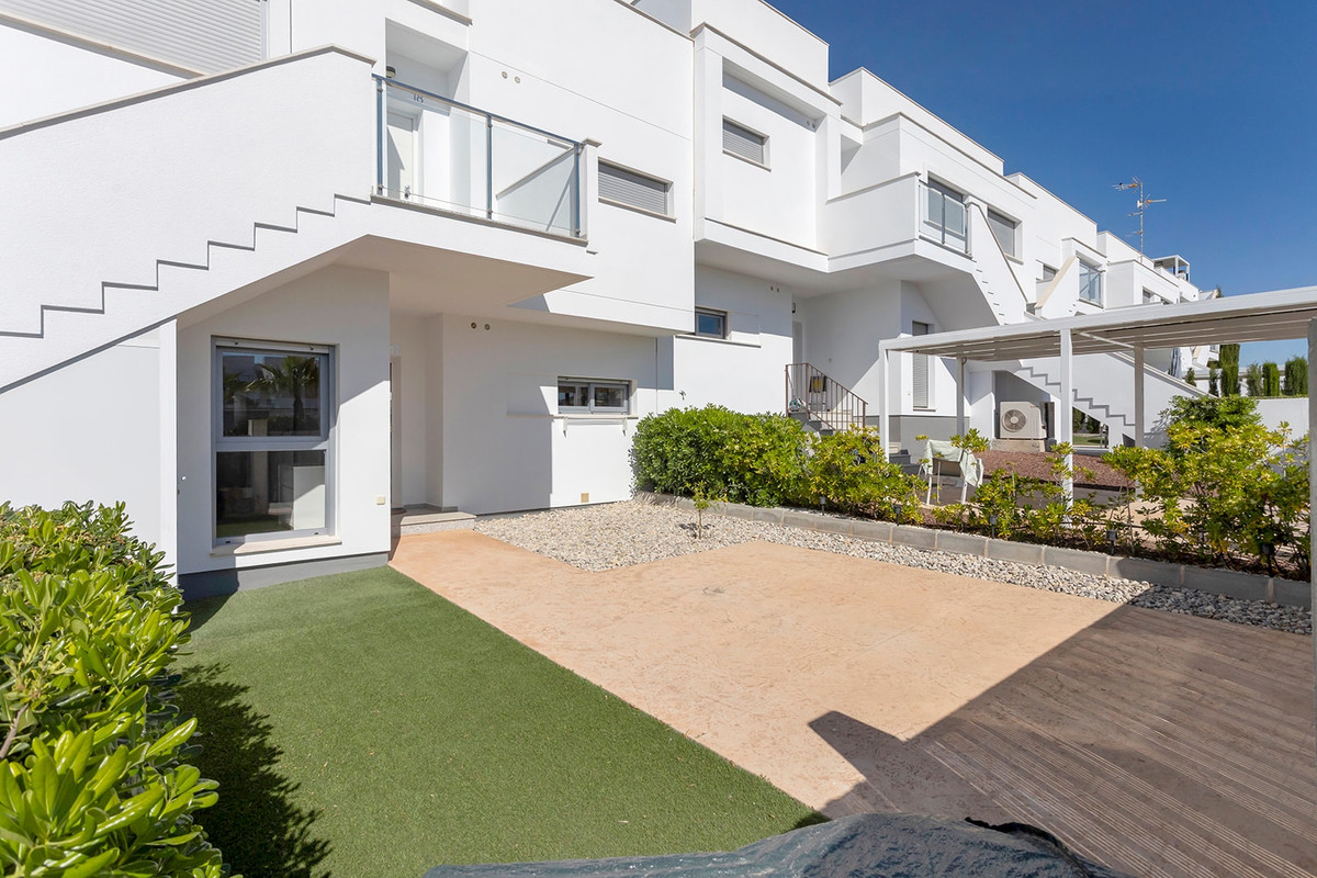 Se vende Apartamento Planta Baja de 2 dormitorios en Costa Blanca, Alicante, España