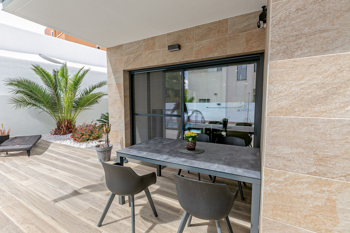 2 Bed Townhouse for sale in Los Montesinos Costa Blanca, Alicante, Spain