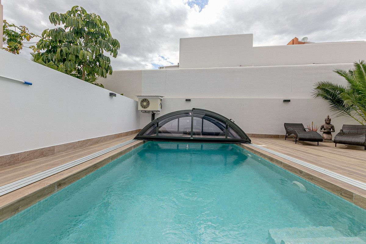 Se vende Villa - Chalet de 2 dormitorios en Costa Blanca, Alicante, España