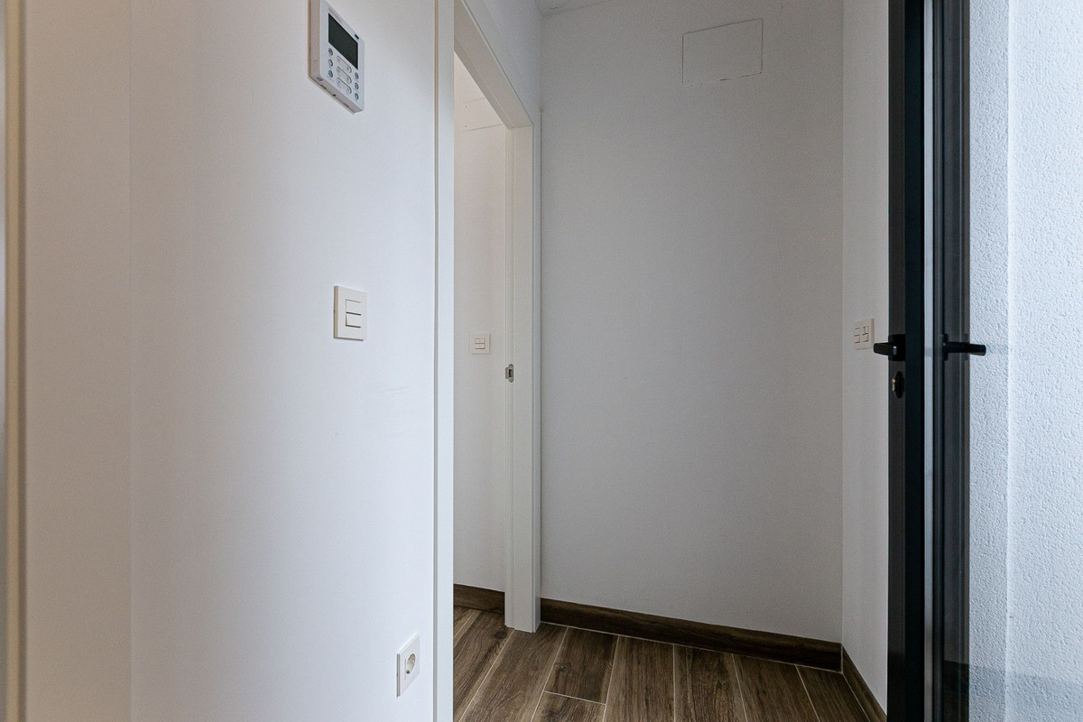 Se vende Villa - Chalet de 2 dormitorios en Costa Blanca, Alicante, España