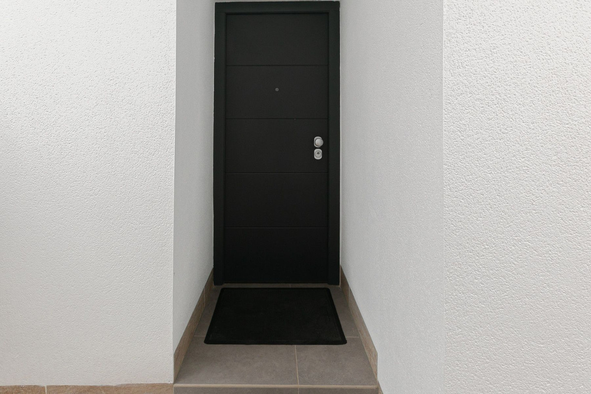Se vende Villa - Chalet de 2 dormitorios en Costa Blanca, Alicante, España